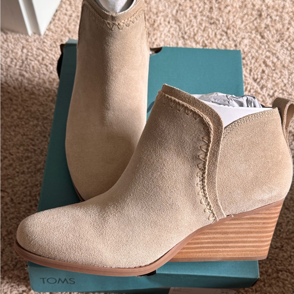 Toms Tan Ankle Boots